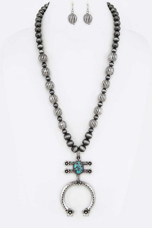 Navajo Beads Squash Blossom Iconic Necklace Set - bertofonsi