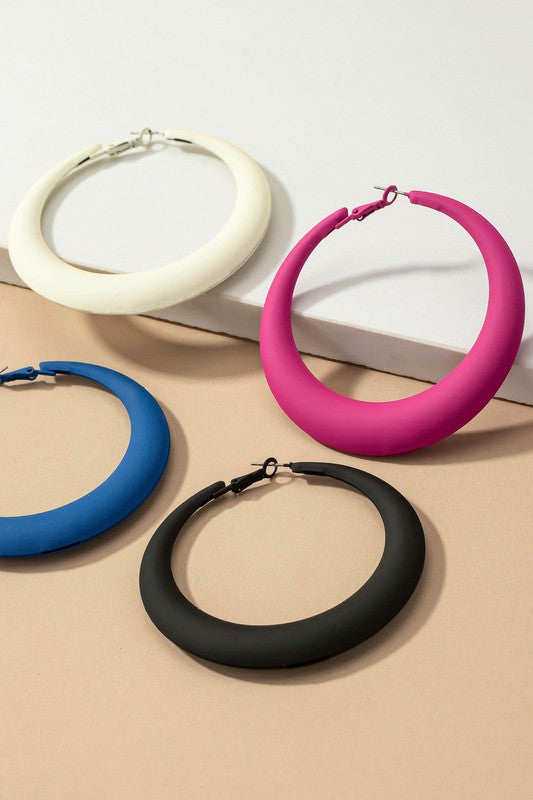 Large color coated puffy hoop earrings - bertofonsi