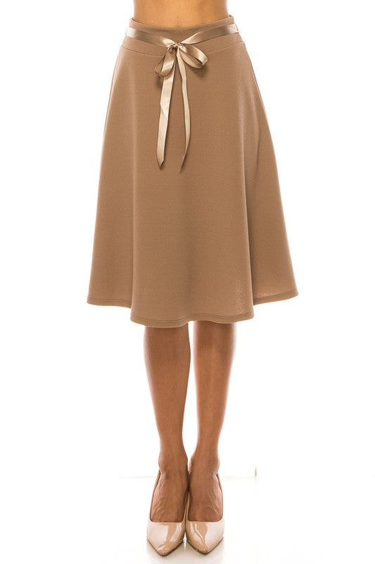 Solid, A-line, knee length skirt - bertofonsi
