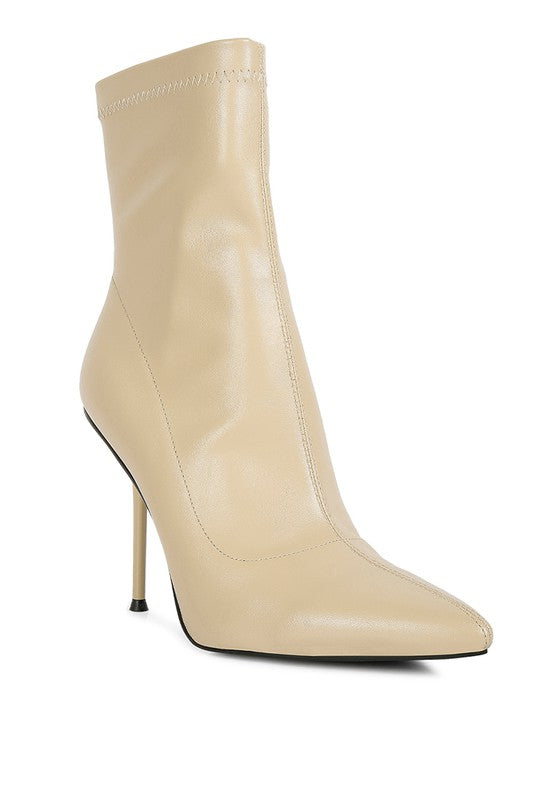 Yolo High Pointed Heeled Ankle Boot - bertofonsi