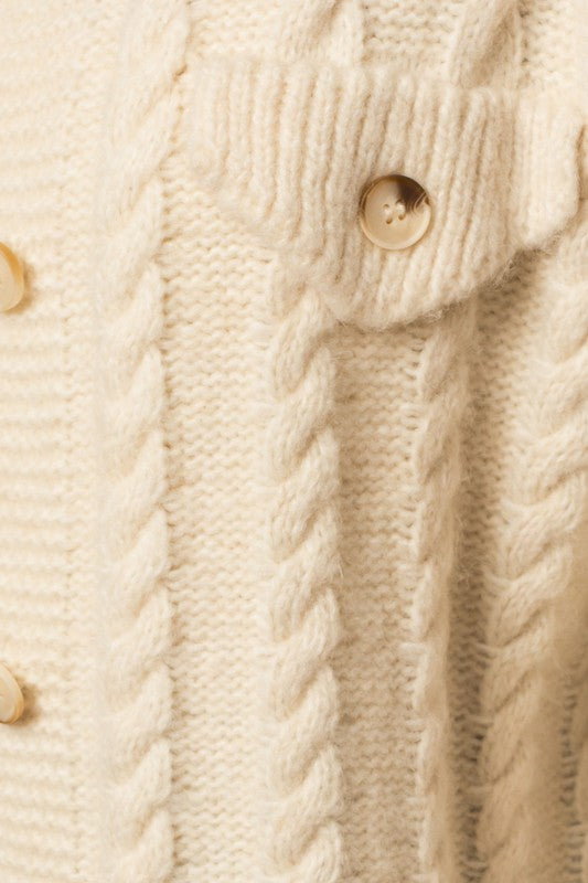 Collared Cable Sweater Cardigan - bertofonsi