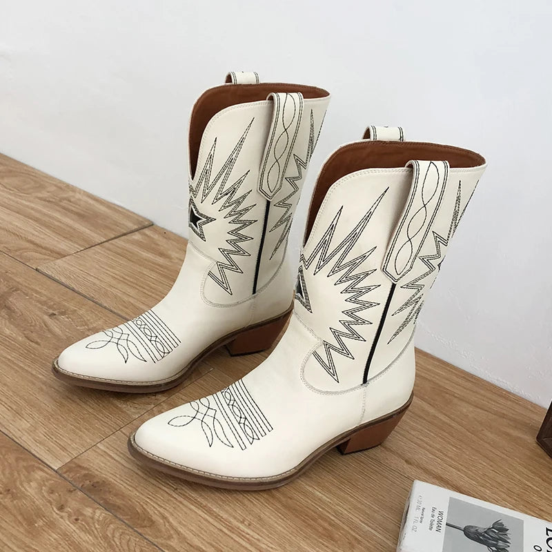 Buono Scarpe Embroider Women Boots Med Heels Retro Knight Boots Female Genuine Leather Botas Mujer Western Cowboy Sale Boots2019 - bertofonsi