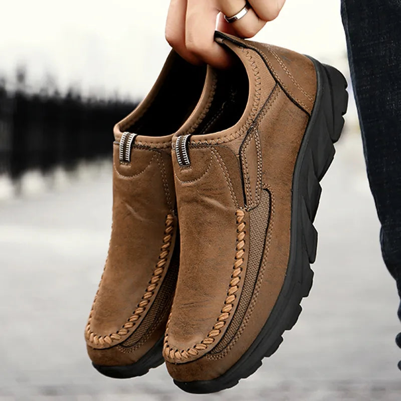 Men Loafers  Casual Shoes Men Sneakers 2022 Fashion Comfortable Retro Soft Outdoor Male Walking Casual Footwear Men Shoes - bertofonsi
