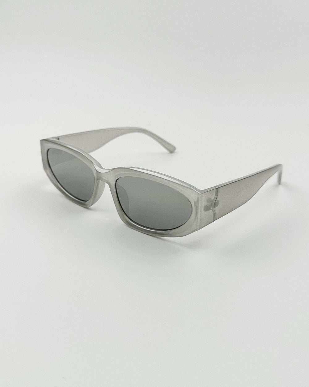 Shop in 404 Yk2 Square Frame Silver Future Style Sunglasses Street Shot Concave Shape Ins Internet Celebrity Same Style Sun Glasses Cool - bertofonsi