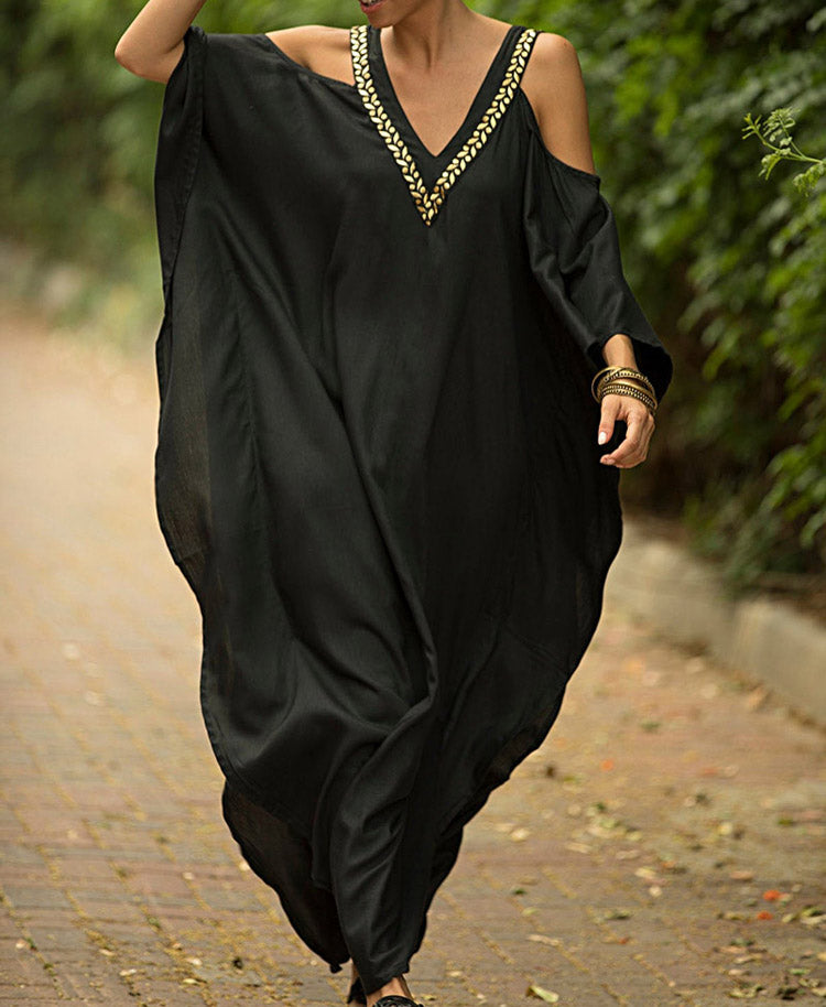 2023 Spring and Summer New Middle East Dubai Egypt Travel Embroidery Dress Retro Slimming Long Robe Beach Long dress - bertofonsi