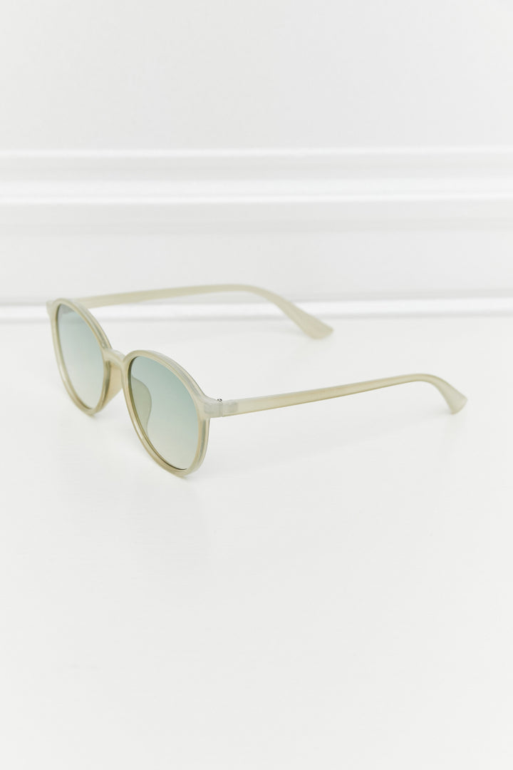 Full Rim Polycarbonate Frame Sunglasses - bertofonsi