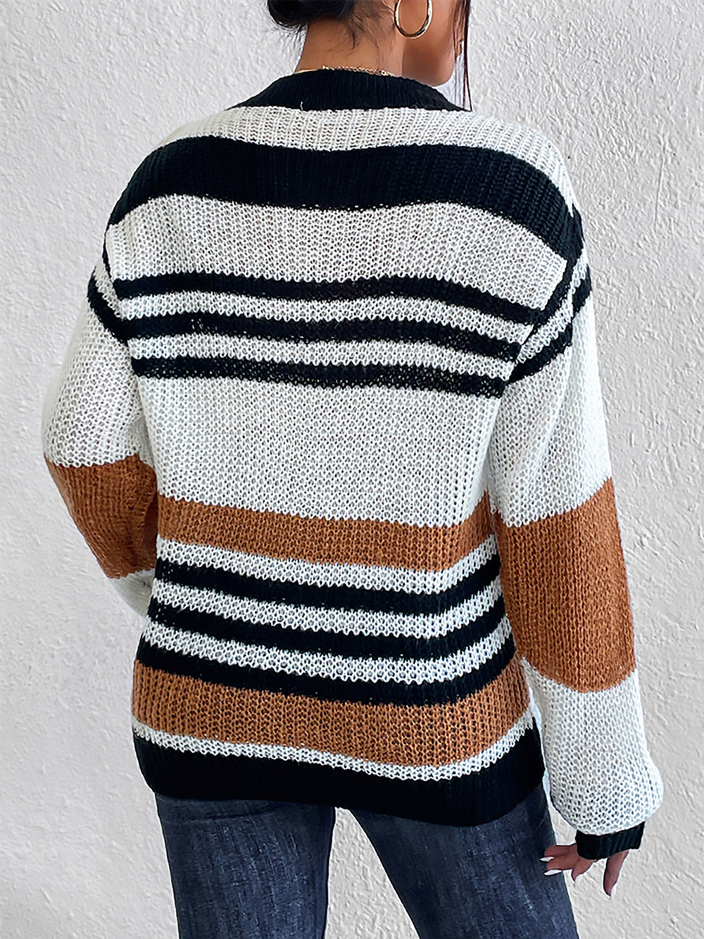 Striped Round Neck Sweater - bertofonsi