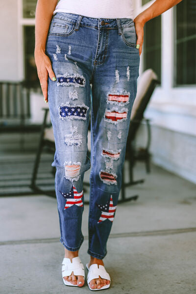 Distressed Straight Jeans with Pockets - bertofonsi