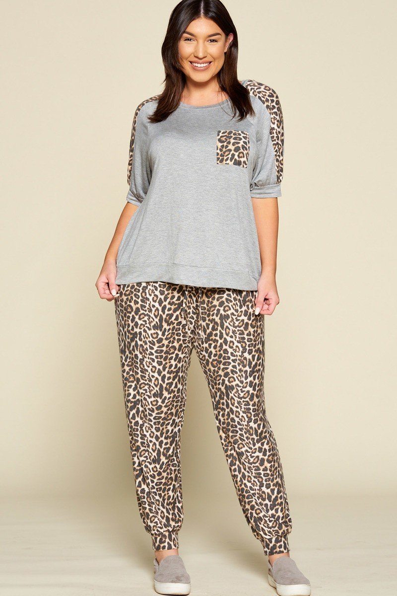 Plus Size Cute Animal Print Pocket French Terry Casual Top - bertofonsi