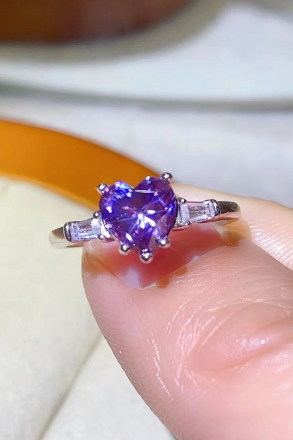 1 Carat Moissanite Heart-Shaped Platinum-Plated Ring in Purple - bertofonsi