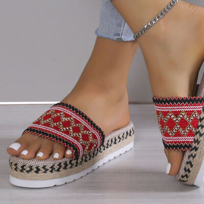 Geometric Weave Platform Sandals - bertofonsi